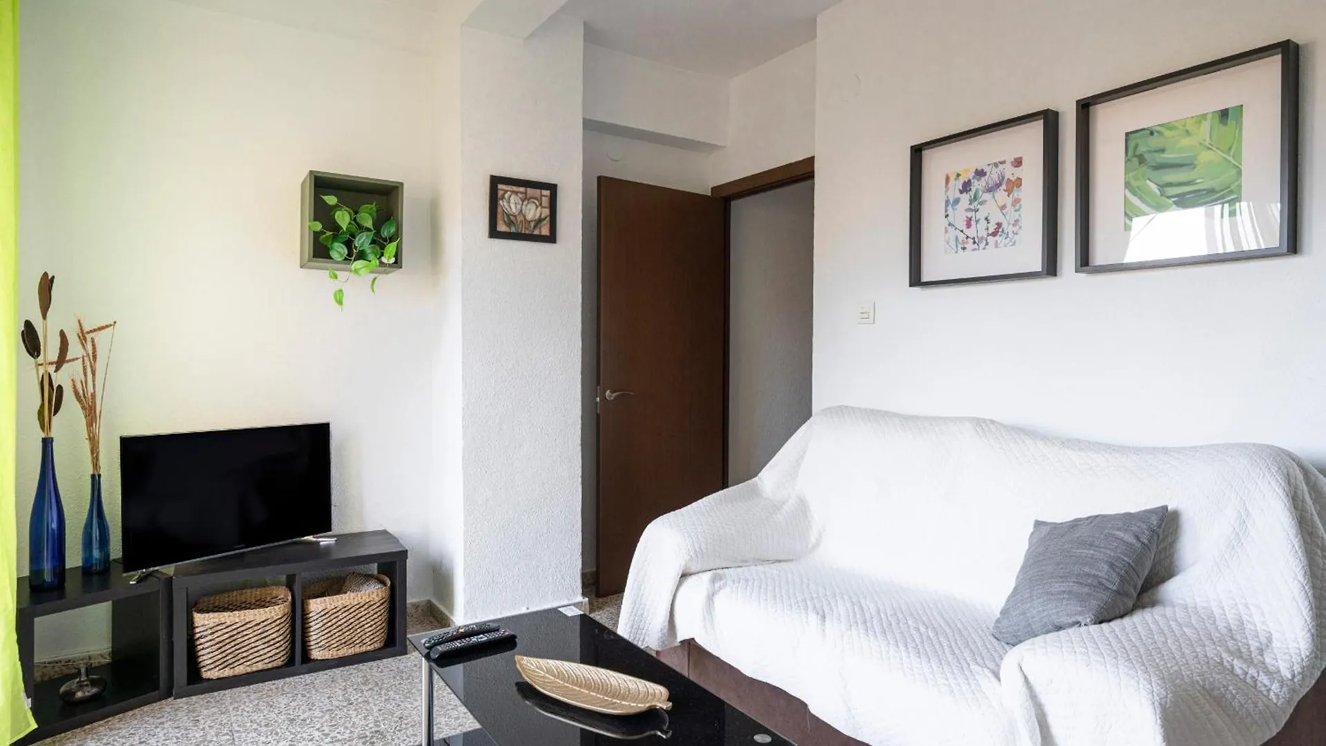 Atico Einstein Suites En Pleno Centro De Granada 0*,  Spain