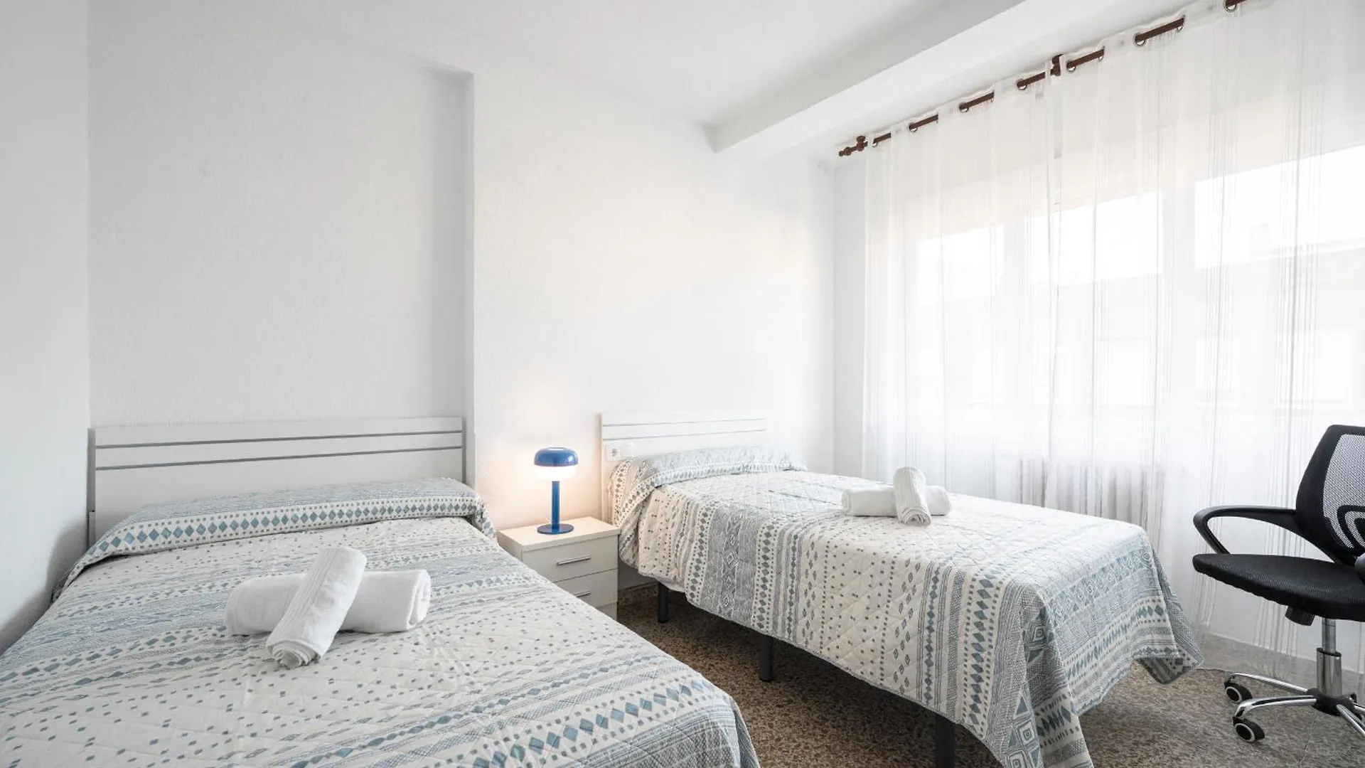Atico Einstein Suites En Pleno Centro De Granada