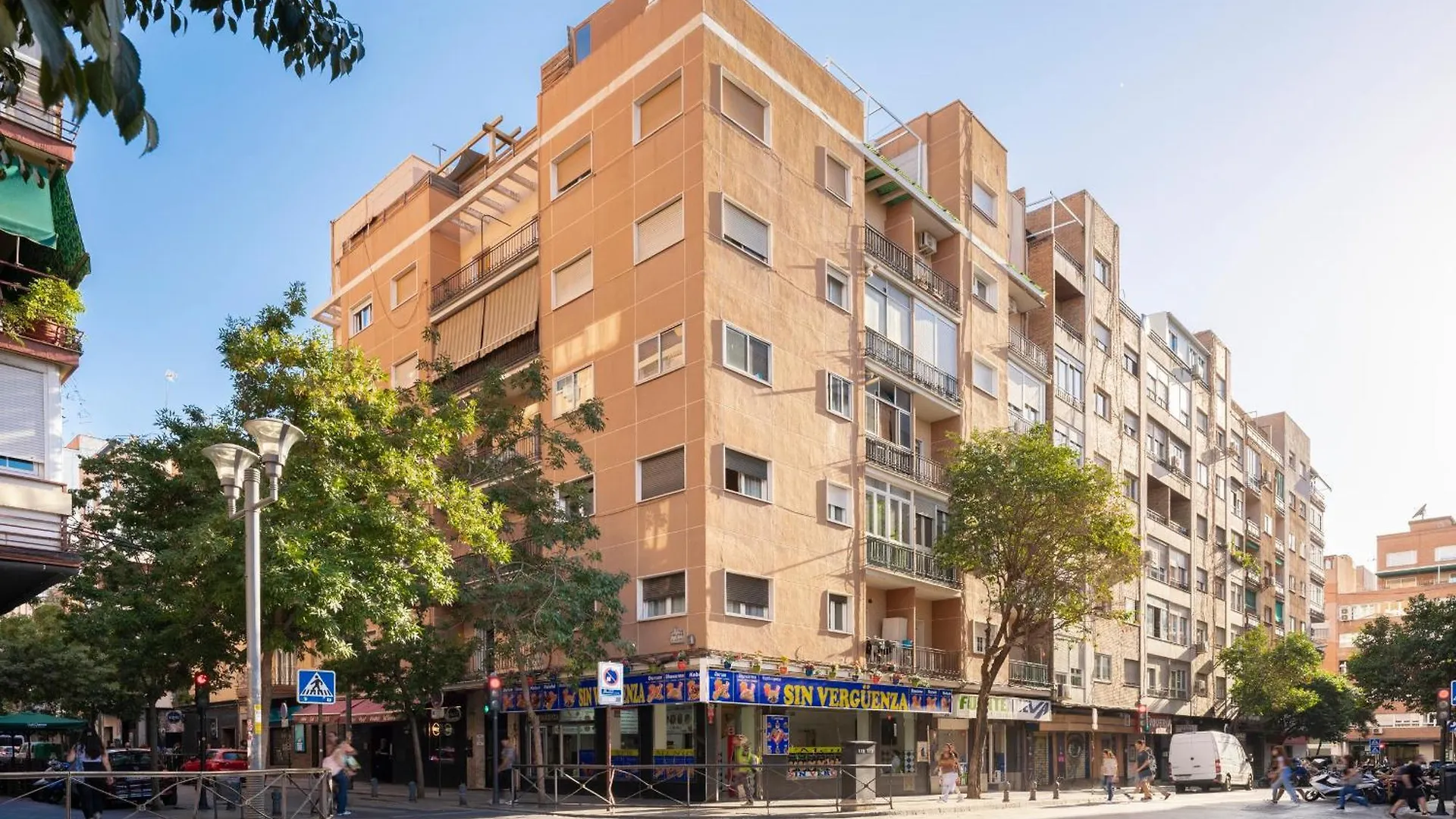 Apartment Atico Einstein Suites En Pleno Centro De Granada